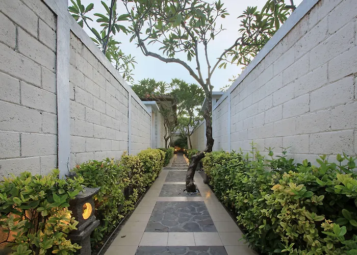 The Lagoon Bali Pool And Hotel 3*