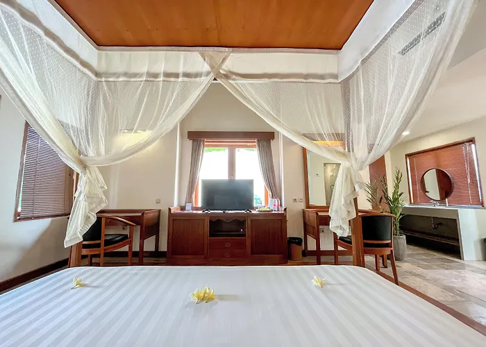 The Lagoon Bali Pool And Hotel Legian