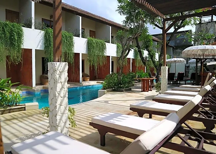 Отель The Lagoon Bali Pool And 3*