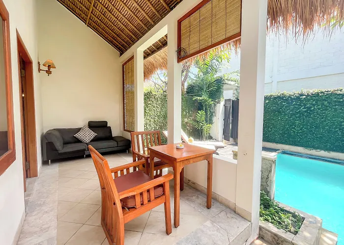 Отель The Lagoon Bali Pool And Легиан
